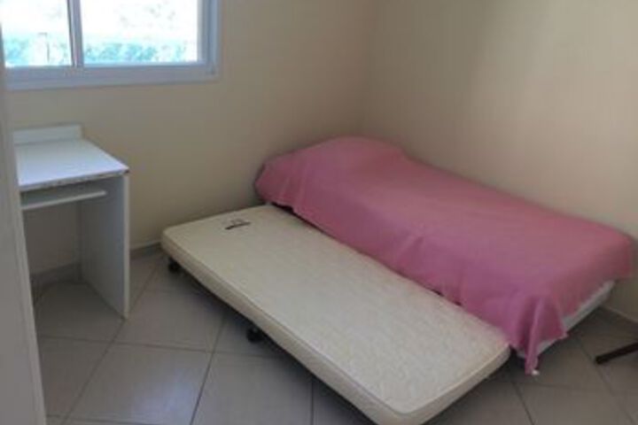 Room 11 of 24