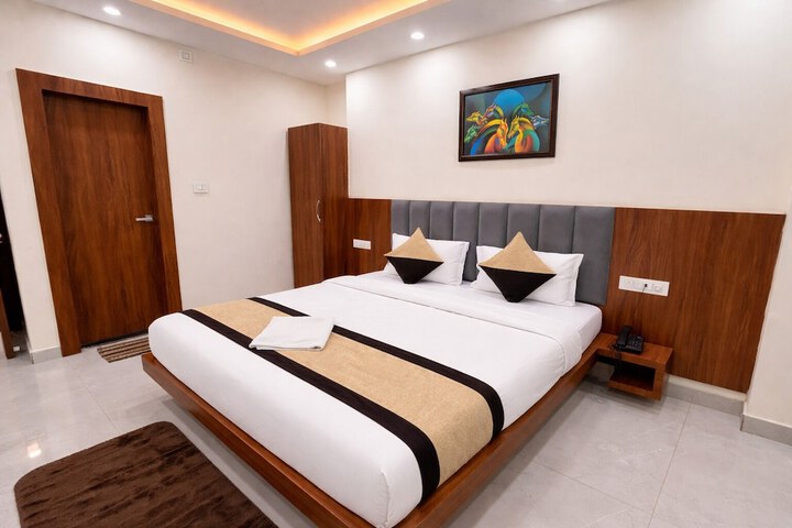 Room 4 of 31