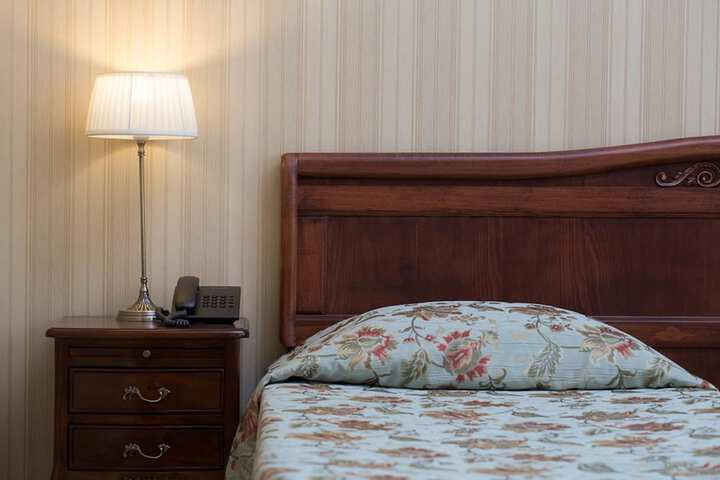 Room 9 of 69