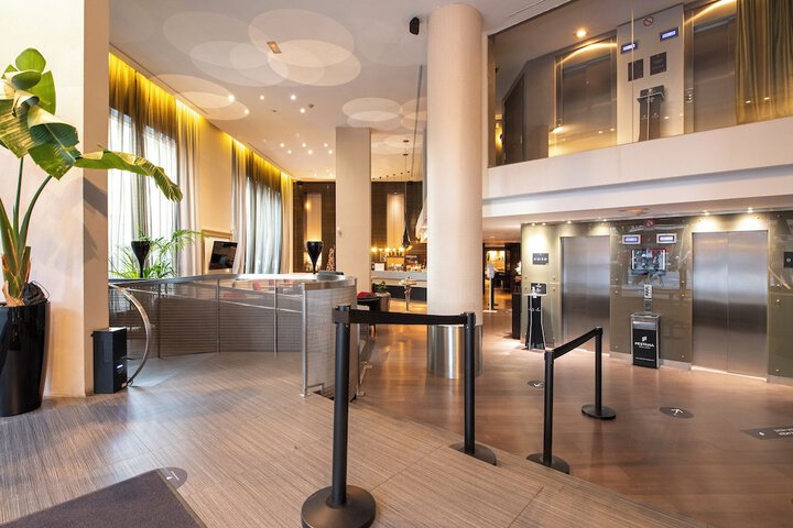 Hotel Interior 2 of 91