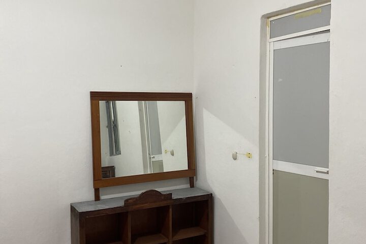Room 2 of 12