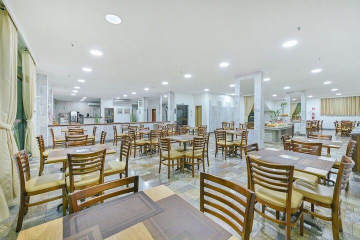 Dining Photos