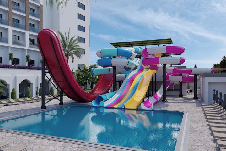 Pool 21 of 43