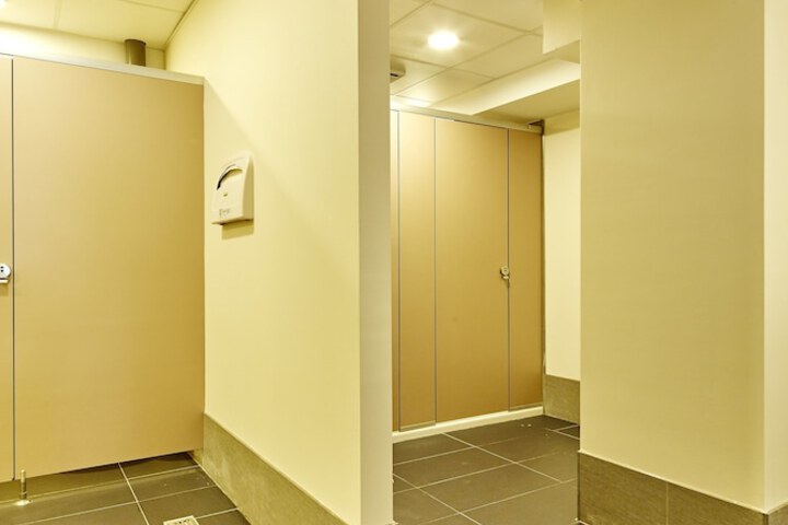 Room 25 of 52