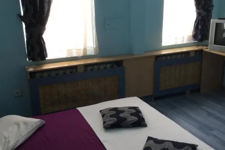 Room 3 of 14
