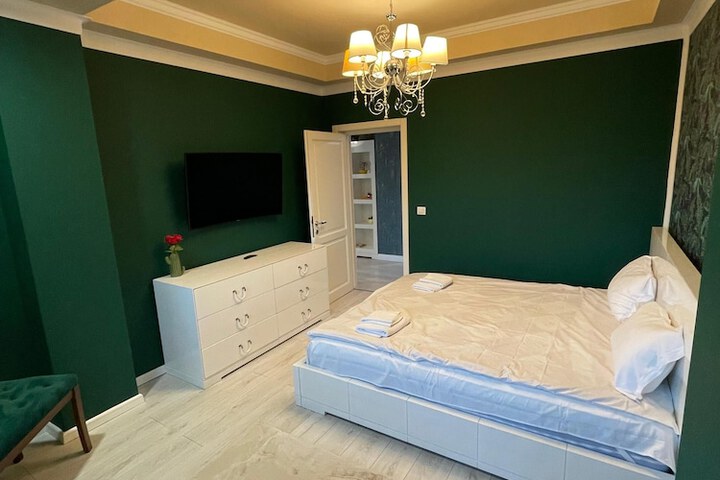 Room 22 of 57