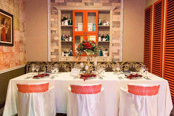 Dining 58 of 72