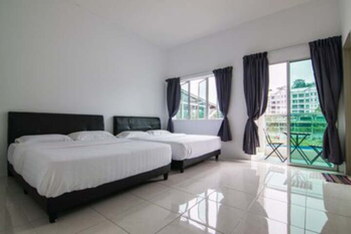 Room 16 of 20