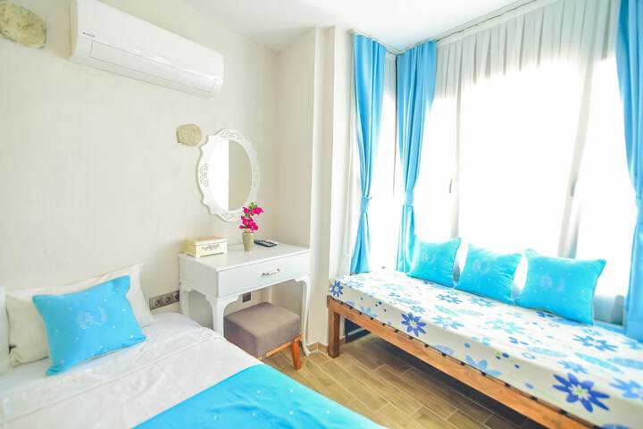 Room 18 of 50