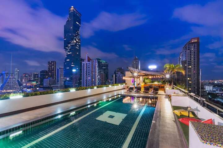 Pools & Facilities