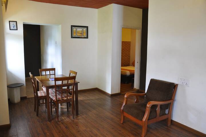 Room 8 of 34