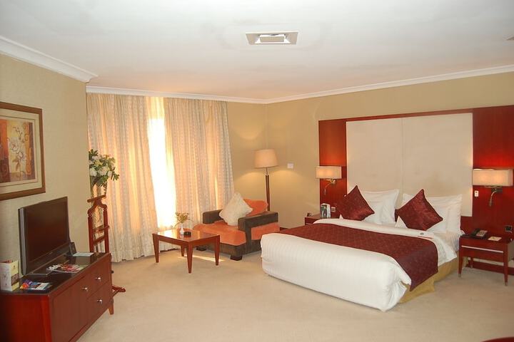 Room 16 of 43