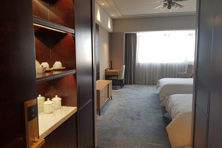 Room 26 of 60