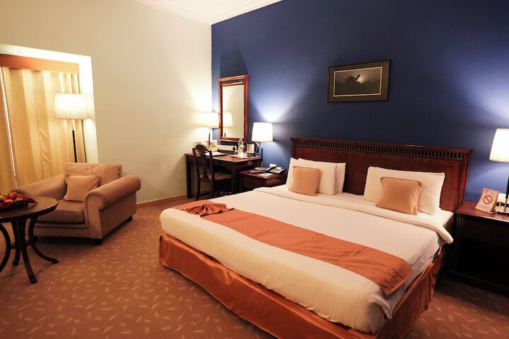 Room 15 of 52