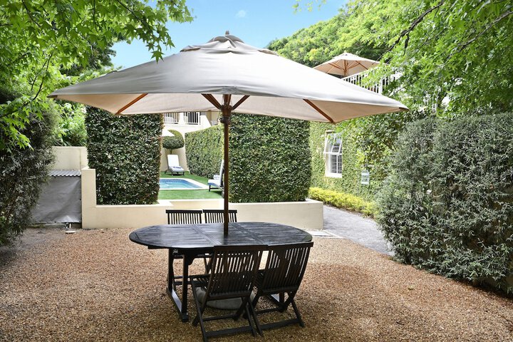 Sundeck 78 of 82