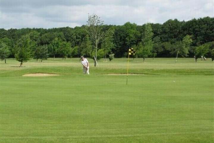 Golf 33 of 77