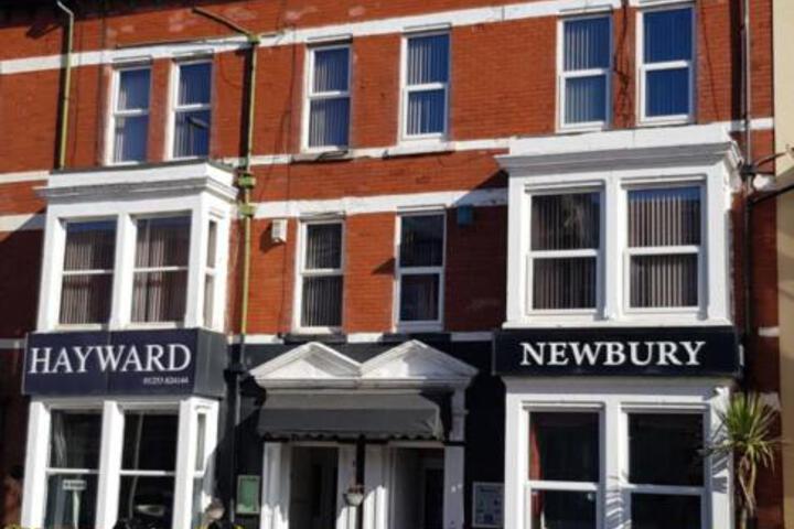 Hayward Hotel