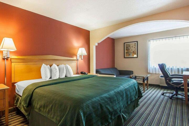 Room 14 of 47