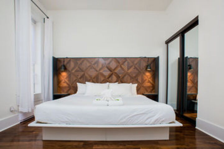 Room 7 of 20