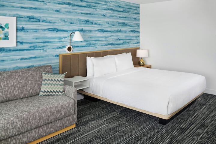 Room 10 of 47