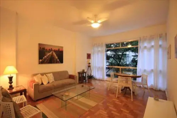 Room 2 of 12