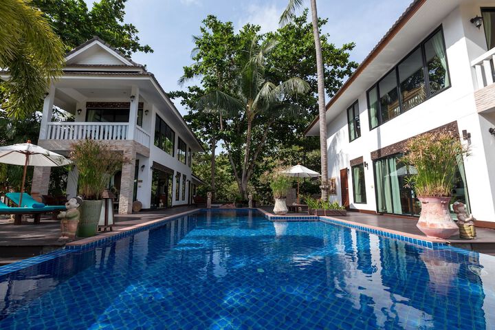 Pool 94 of 137