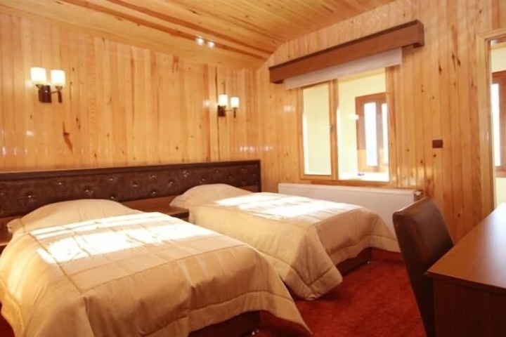 Room 3 of 26