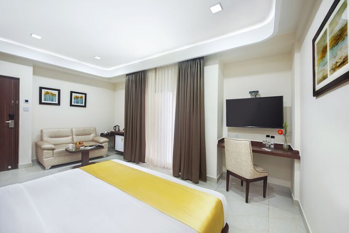 Room 17 of 19