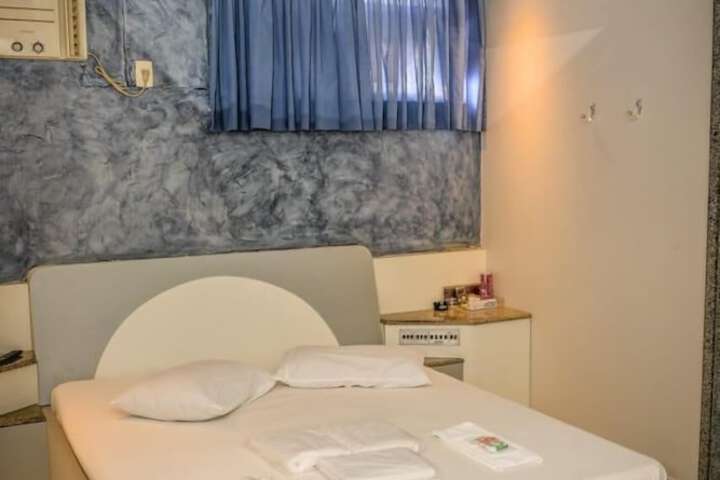 Room 21 of 62