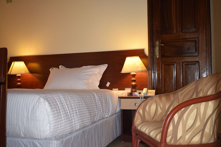 Room 8 of 97