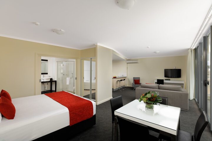 Room 4 of 62