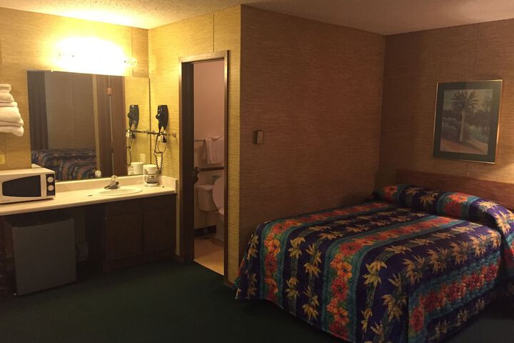 2 Double Beds (3 of 17)