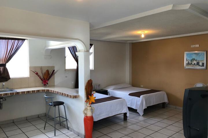 Room 4 of 17