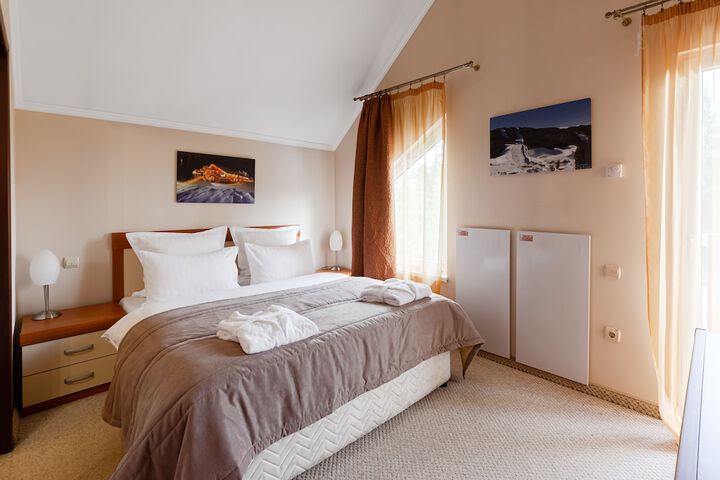 Room 95 of 262
