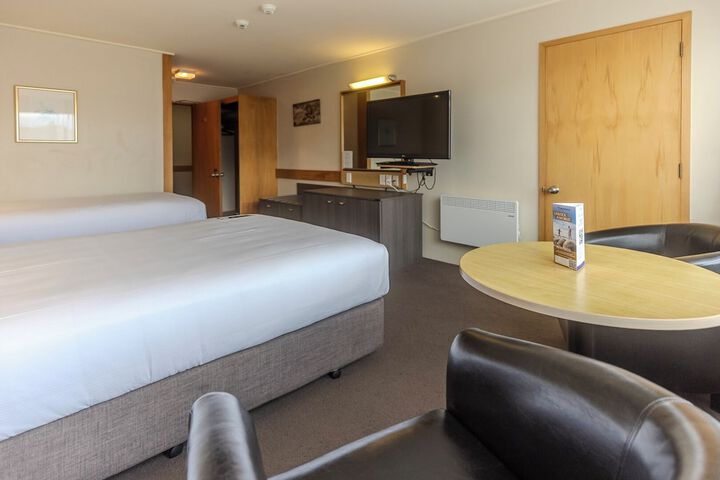 Room 20 of 99