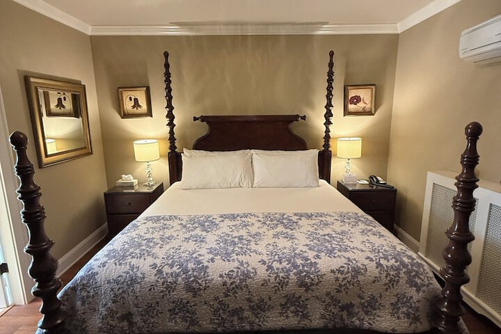 Room 11 of 46