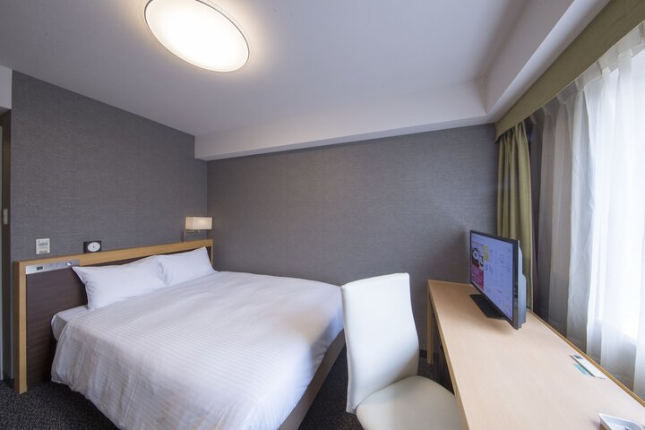 Room 25 of 85