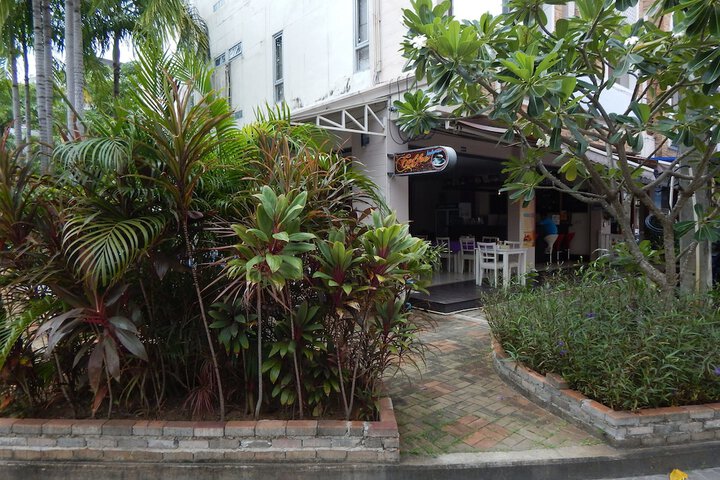Hotel Exterior 68 of 71