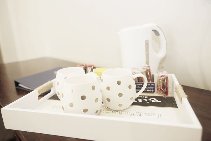 Breakfast/Coffee Service 52 of 83