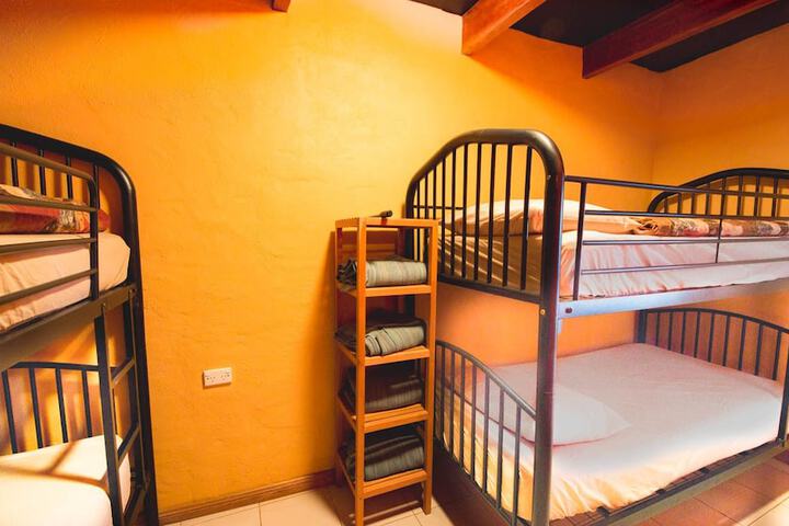 Room 3 of 41