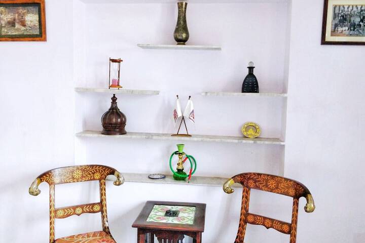 Room 4 of 41