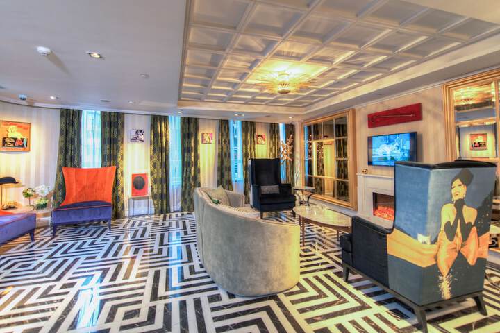 Lobby Entry