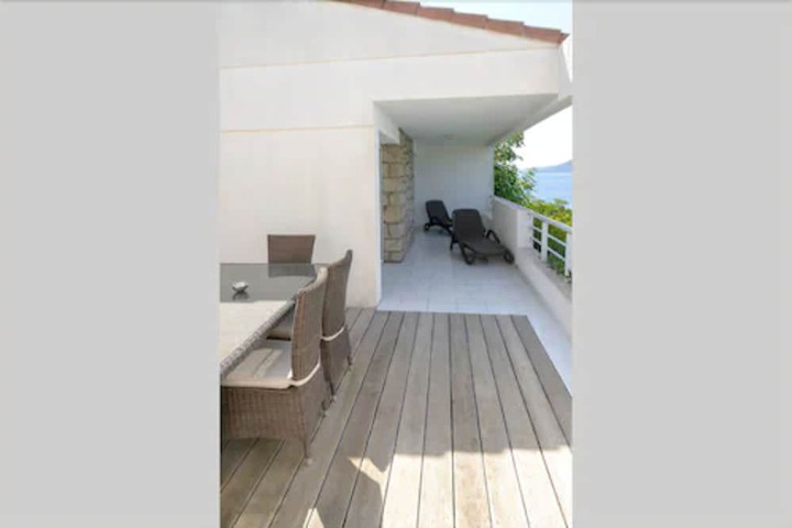 Terrace/Patio 30 of 60