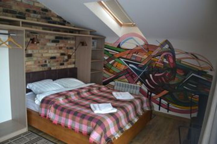 Room 24 of 50
