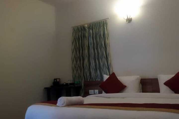 Room 33 of 33