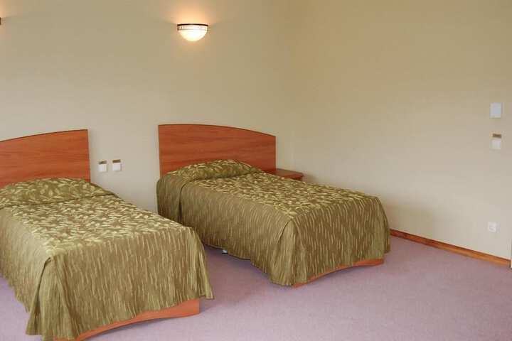 Room 4 of 59