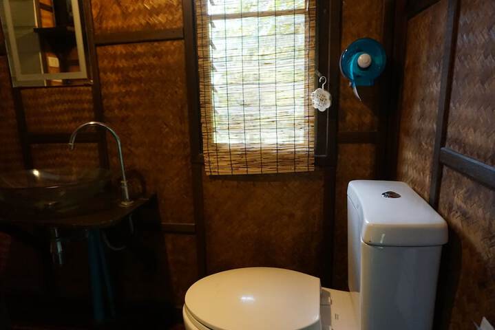 Room 24 of 26