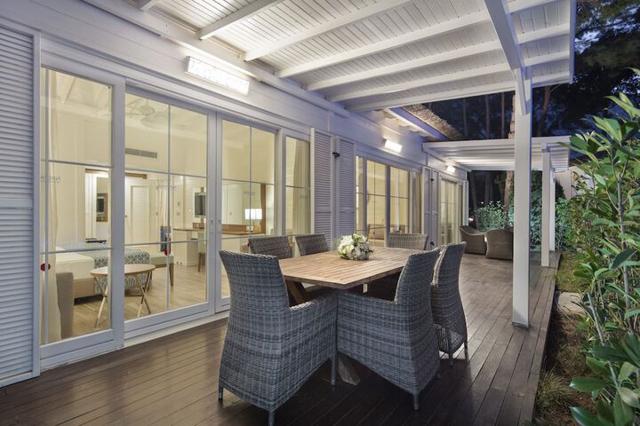 Terrace/Patio 101 of 518