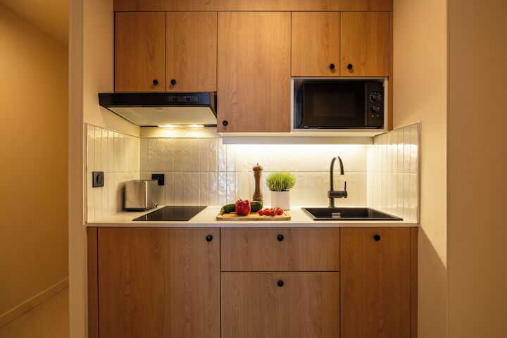 Private kitchenette