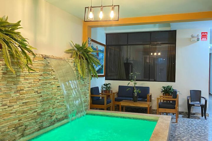 Pool 21 of 28